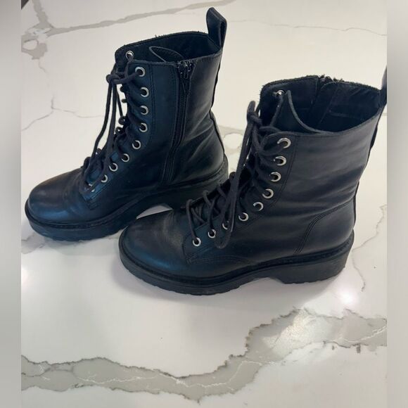 Steve Madden black boots - Picture 2 of 9